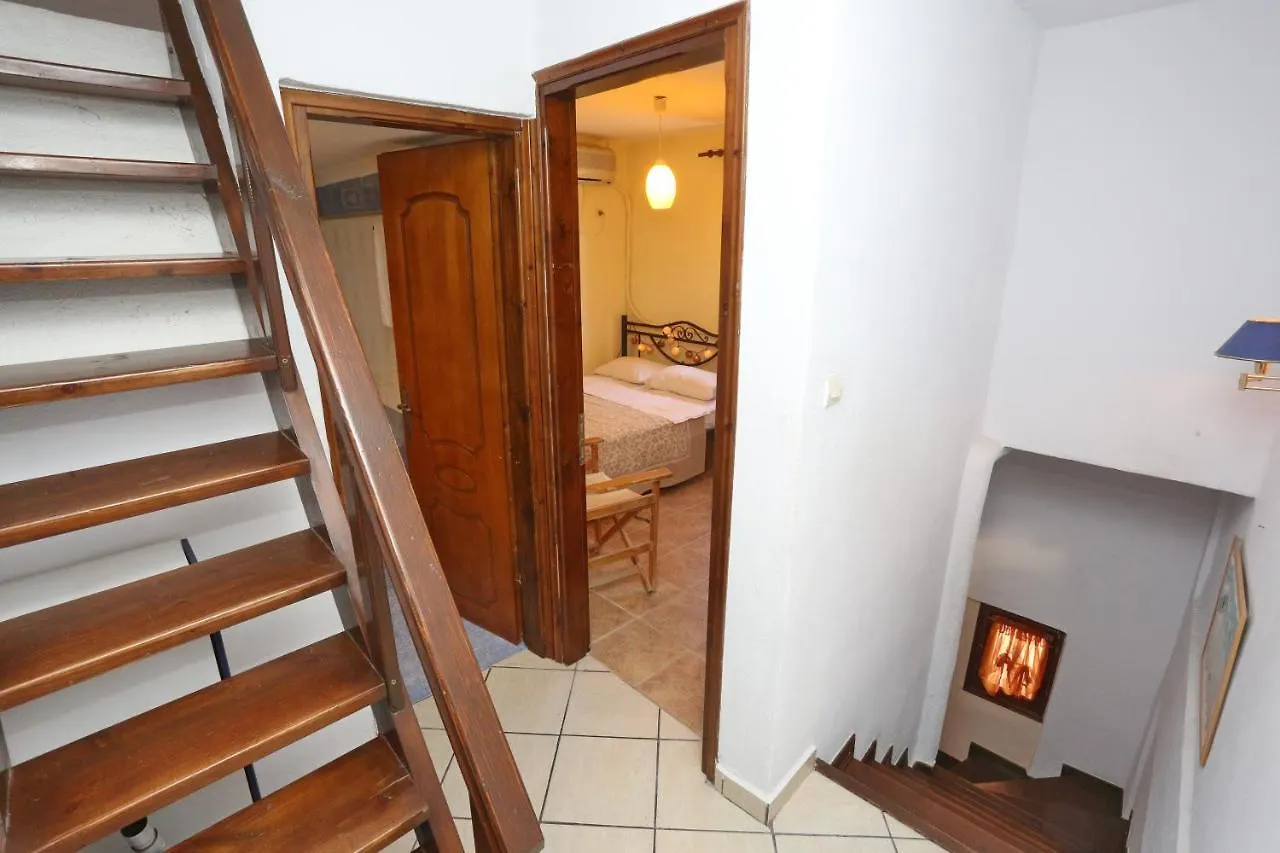 Maisonette For 8 Pefkochori 0*,  Greece