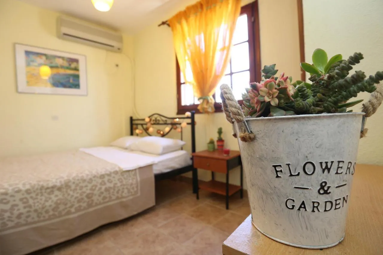 Apartment Maisonette For 8 Pefkochori
